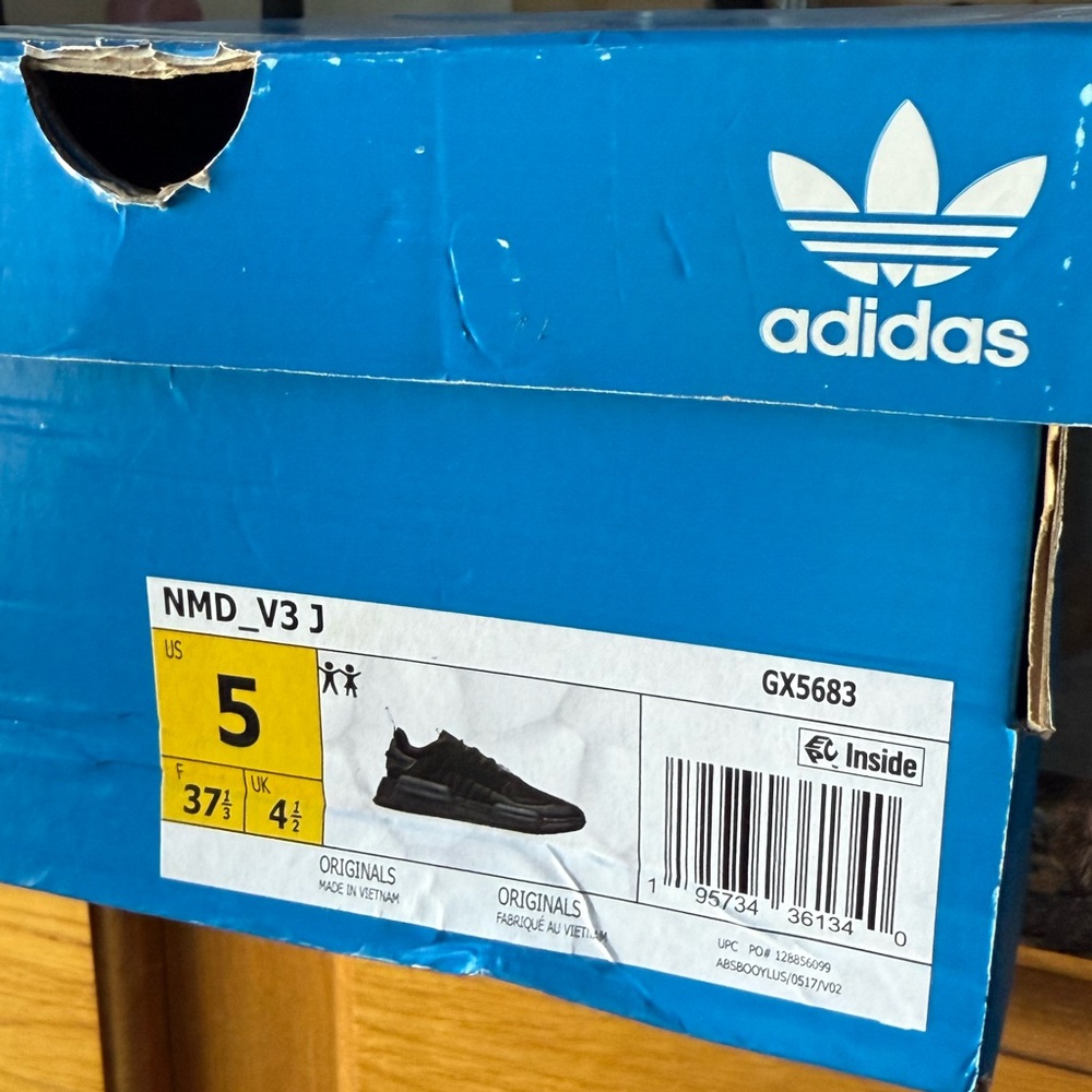 Adidas Black Sneakers